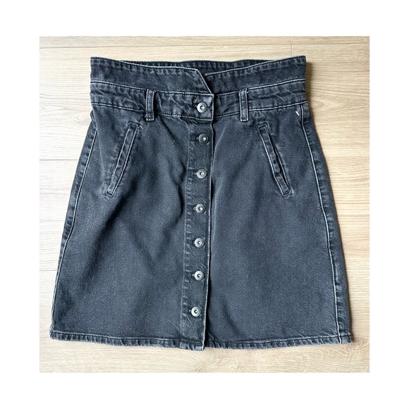 Anthropologie Dresses & Skirts - Anthropologie Button-Front Mini Skirt